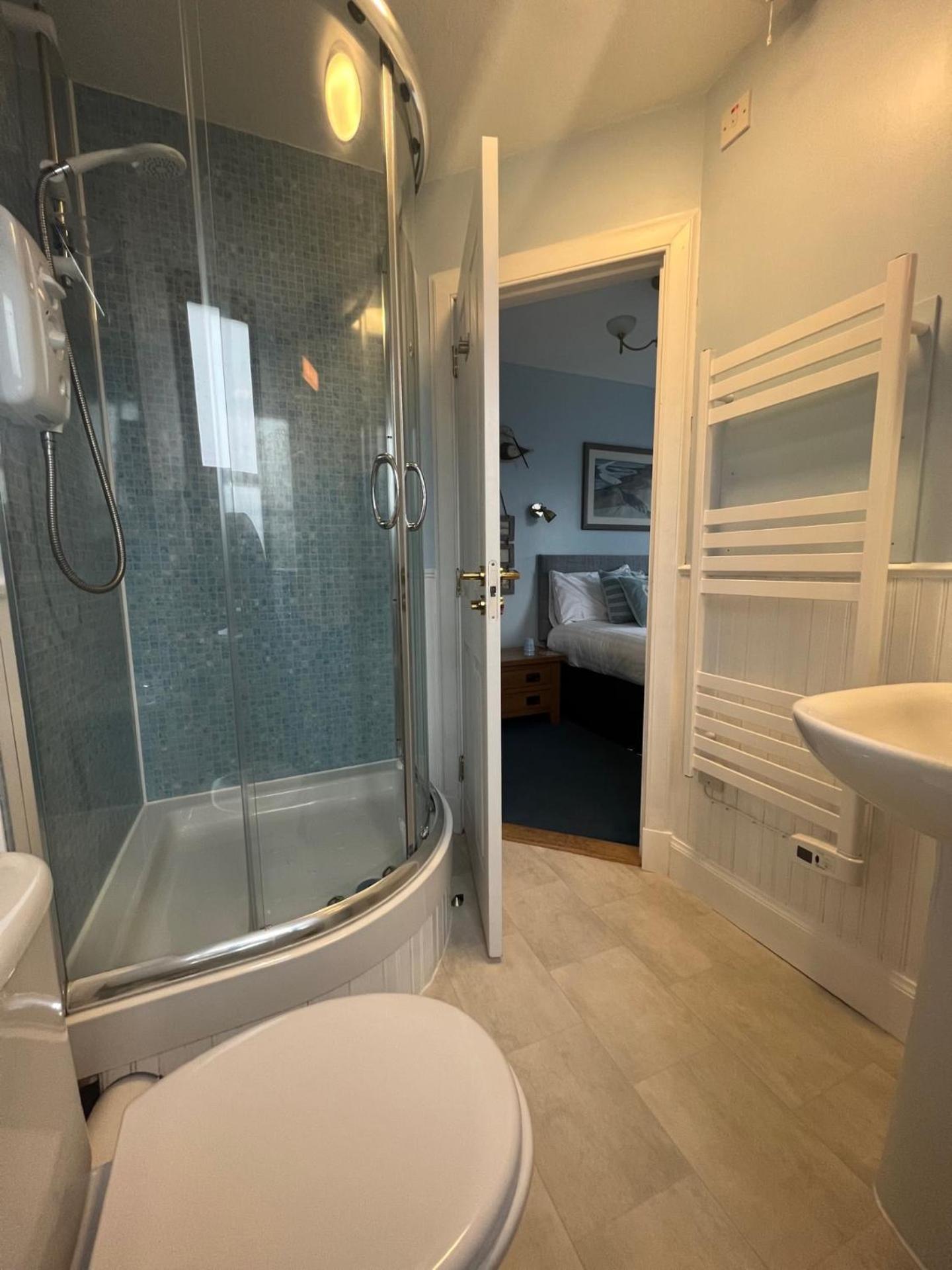 Charlotte Guest house *